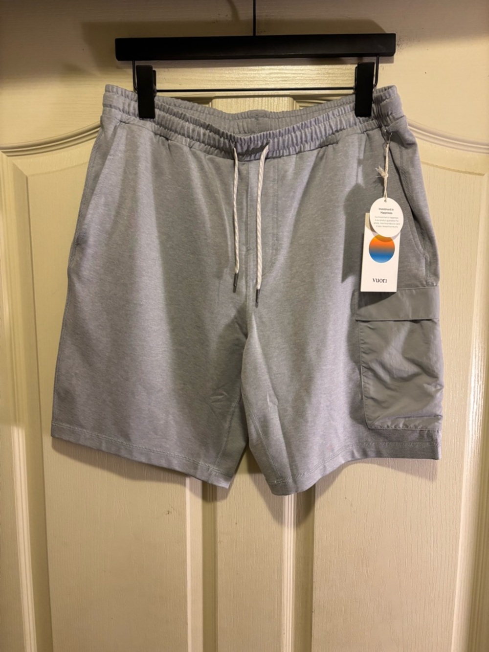 Vuori Men’s “Sunday Performance Utility” Short 8” Inseam (M) *SOLD OUT AT VUORI* - Picture 2 of 7